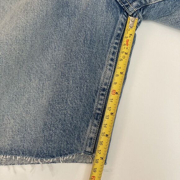 Trave Emery 90s Short Size 32 in Straight Shooter Distressed High Rise $228 - Picture 8 of 10